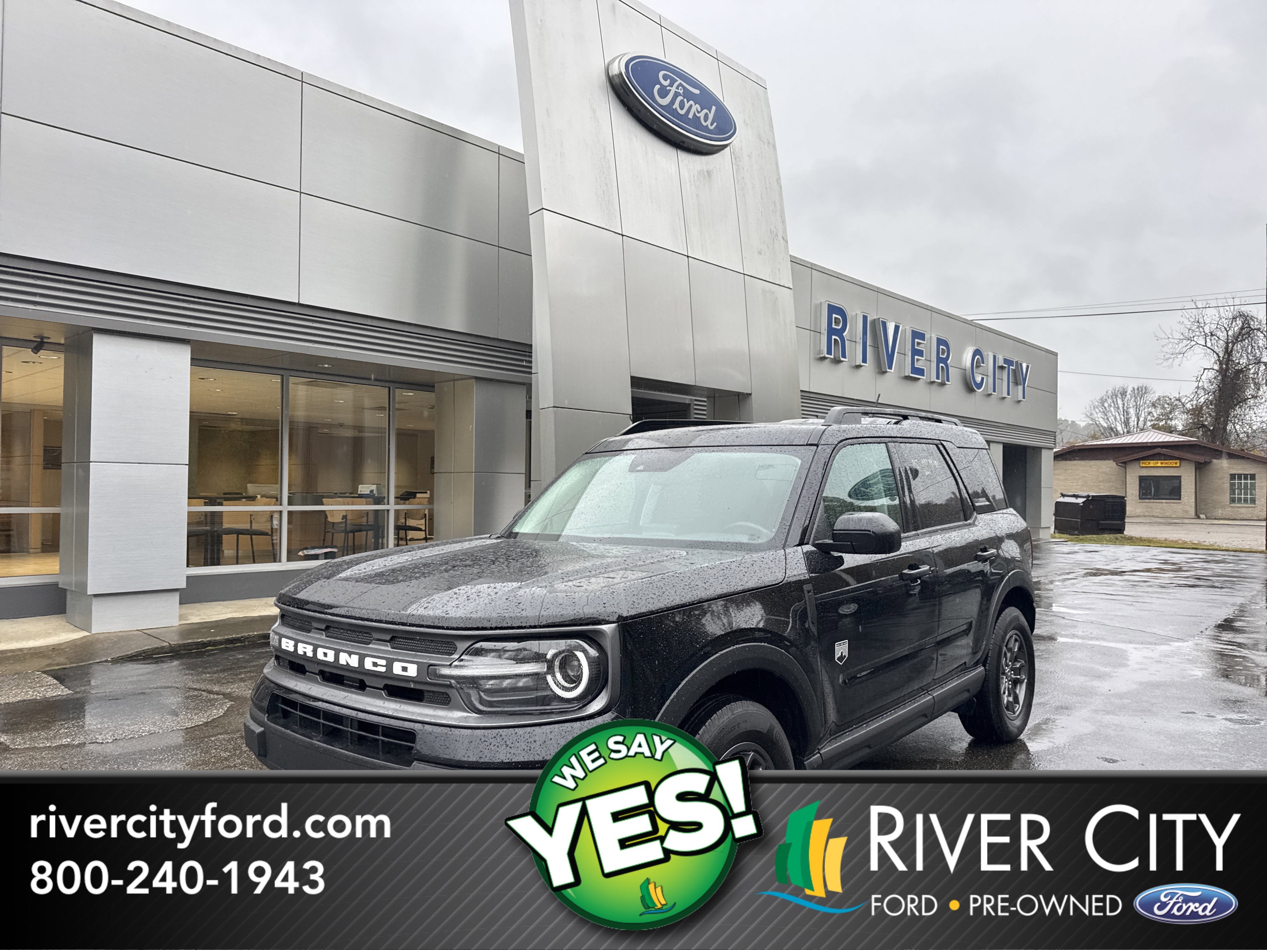 2023 Ford Bronco Sport Big Bend in Black — front three-quarter view